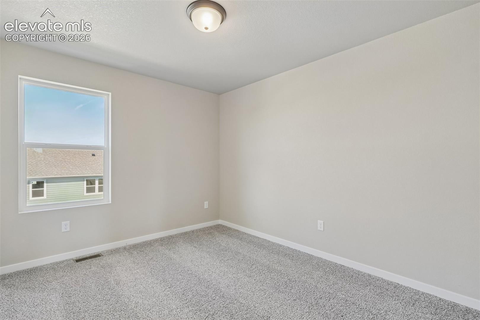 Listing photo 23 for 9696 Blaurock Drive