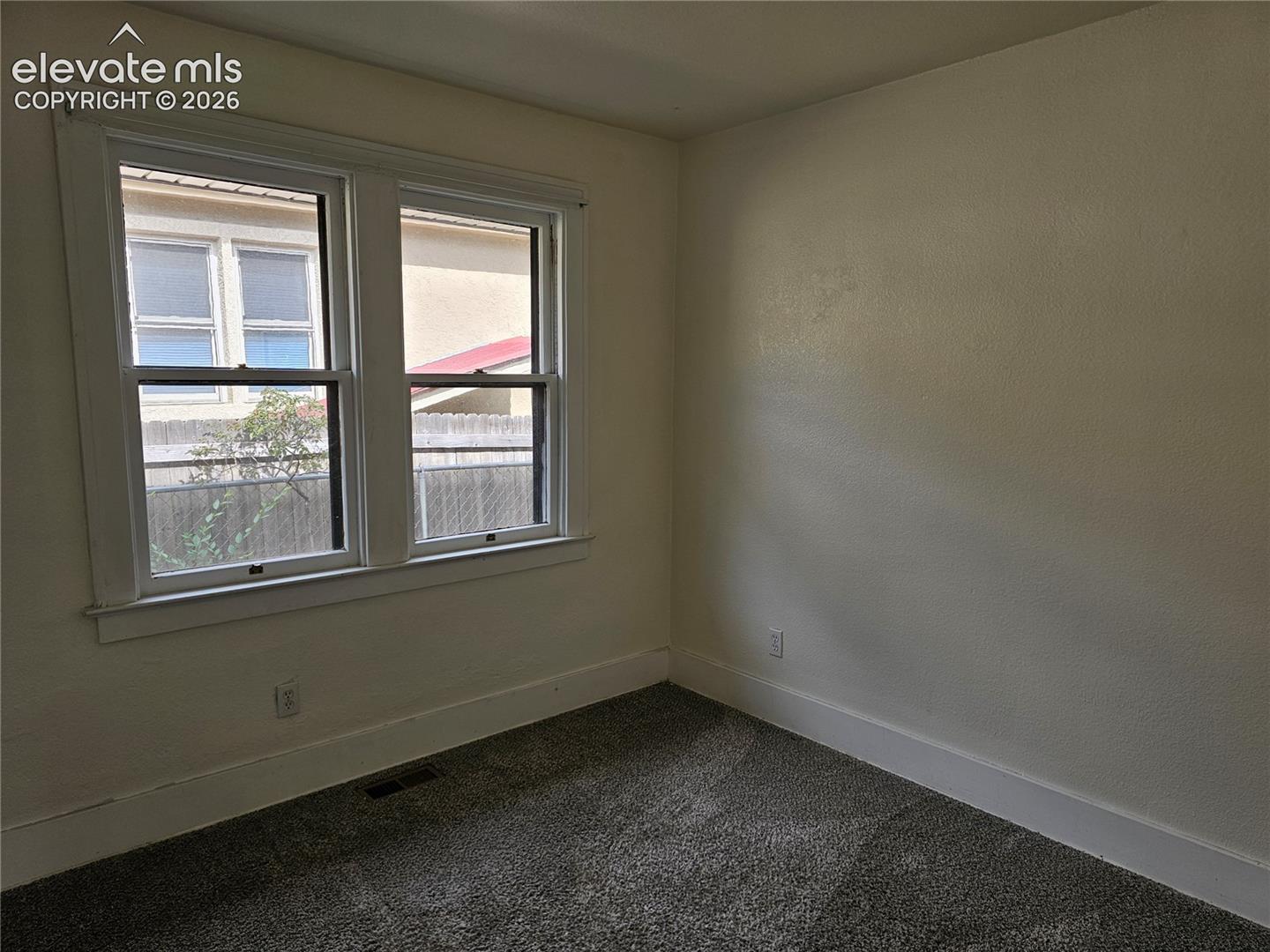 626 Prospect Lake Drive, photo 6
