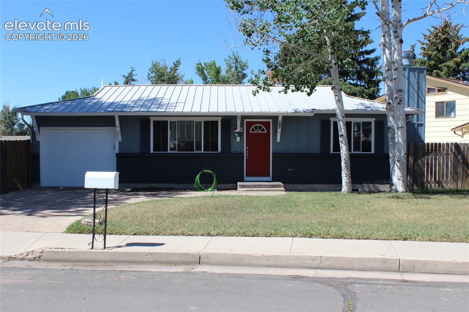 3841 Fetlock Circle