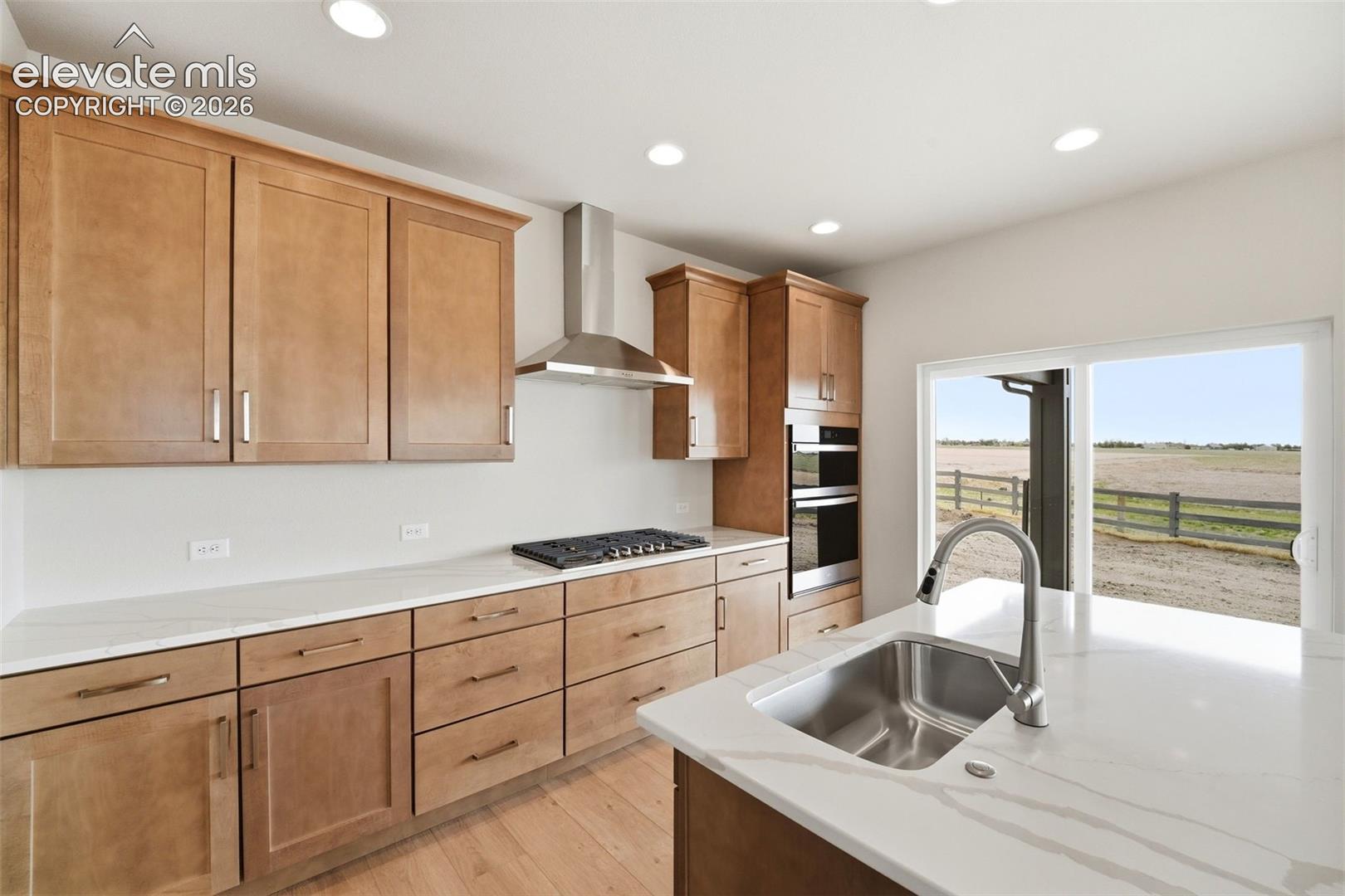 Listing photo 13 for 7979 Wilton Drive