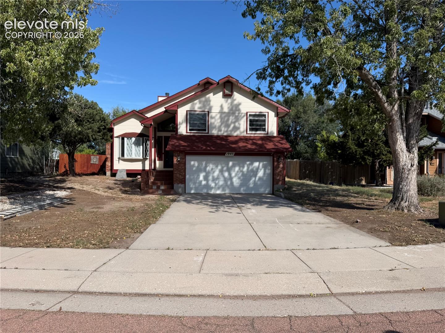 1945 Ambleside Drive