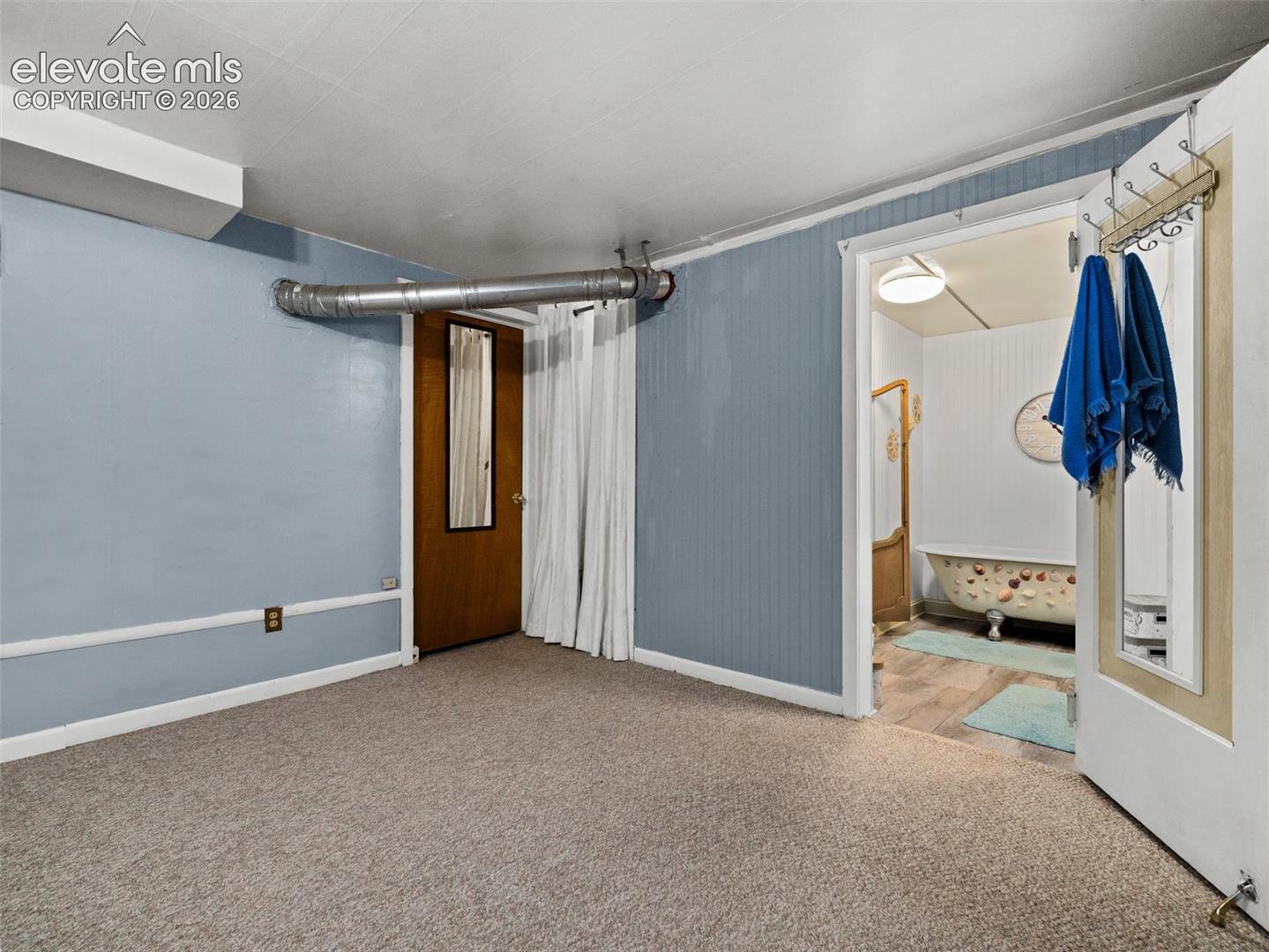 Listing photo 25 for 626 Jackson Street