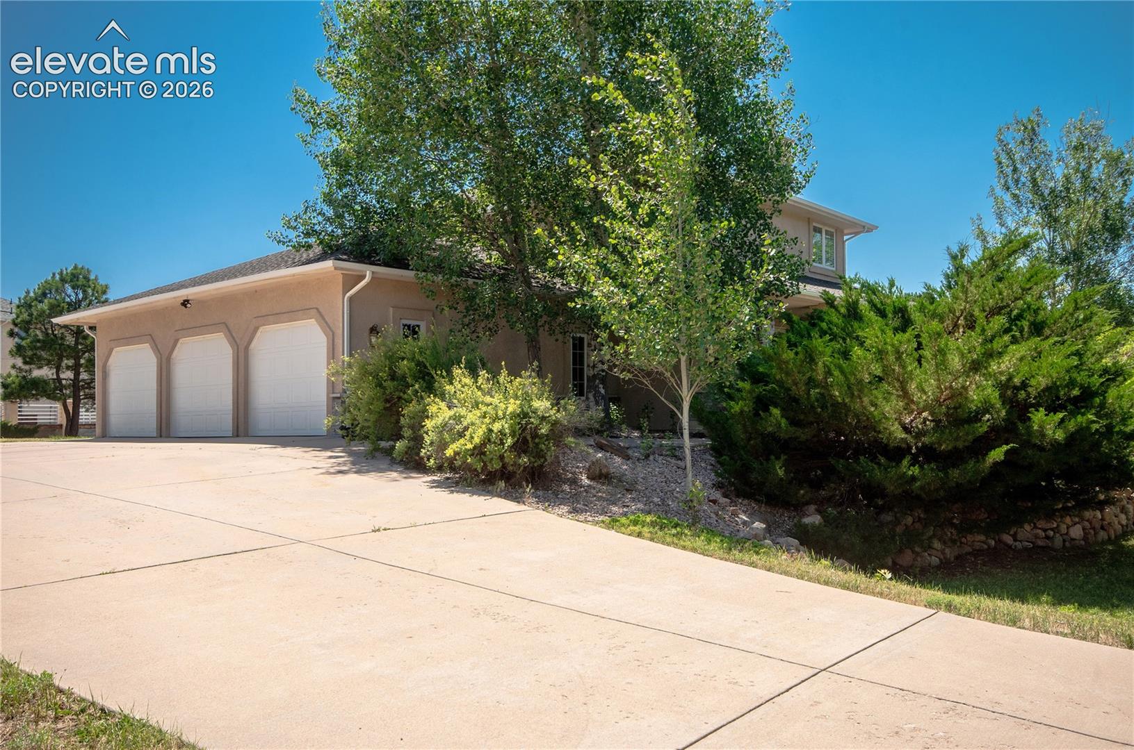 19558 Fox Trail Way, photo 2