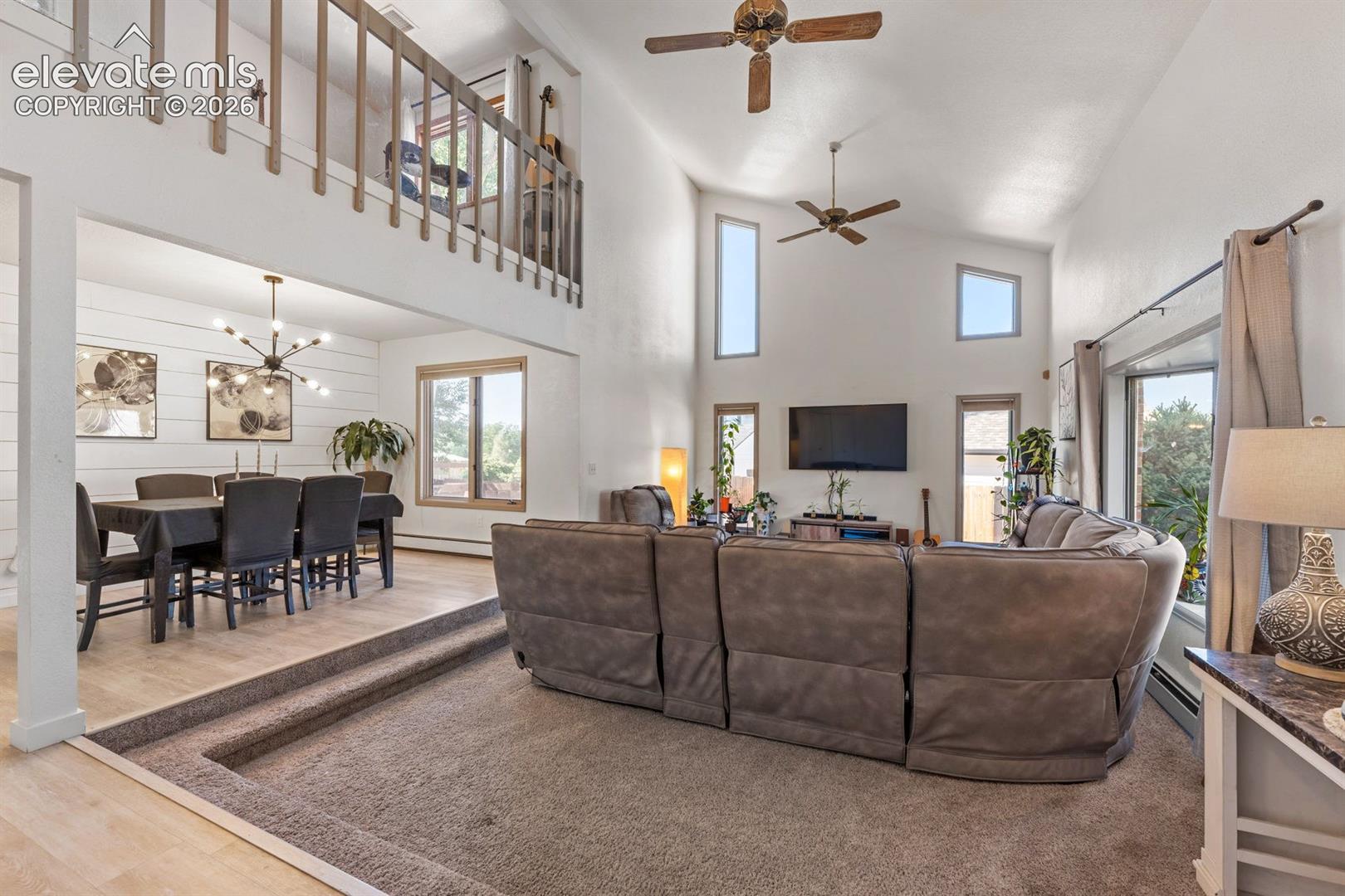 Listing photo 3 for 111 Ironweed Drive