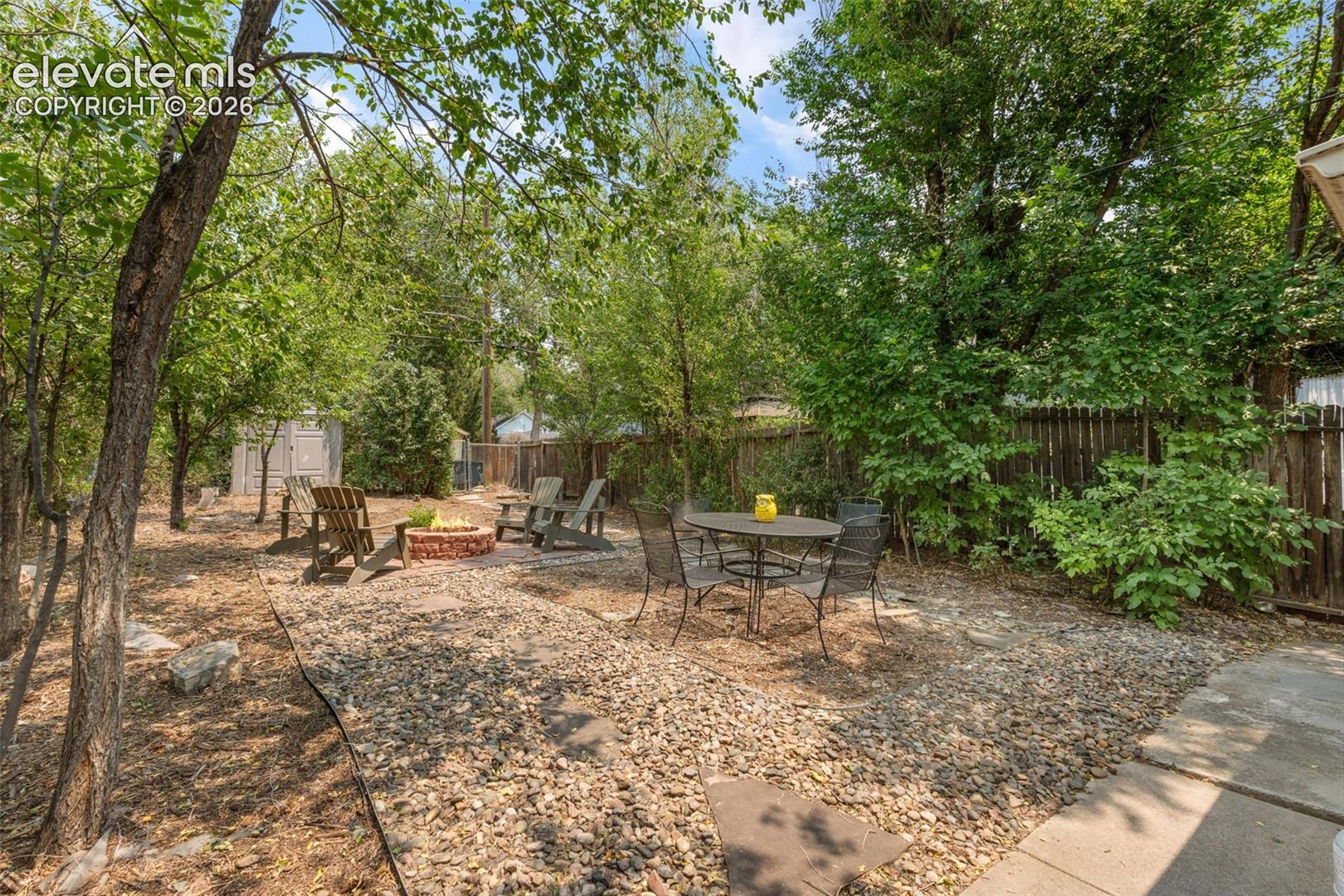 Listing photo 34 for 2130 W Kiowa Street