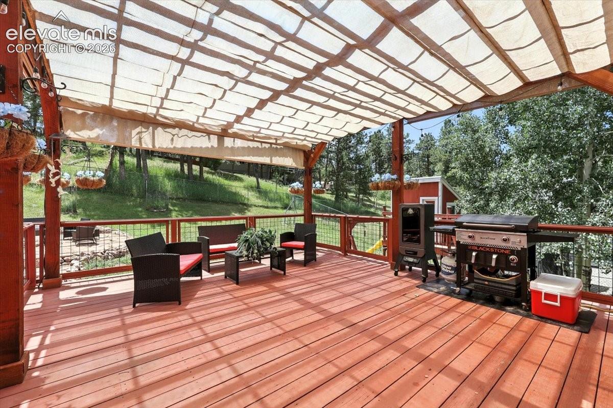 Listing photo 35 for 1975 Valley View Drive