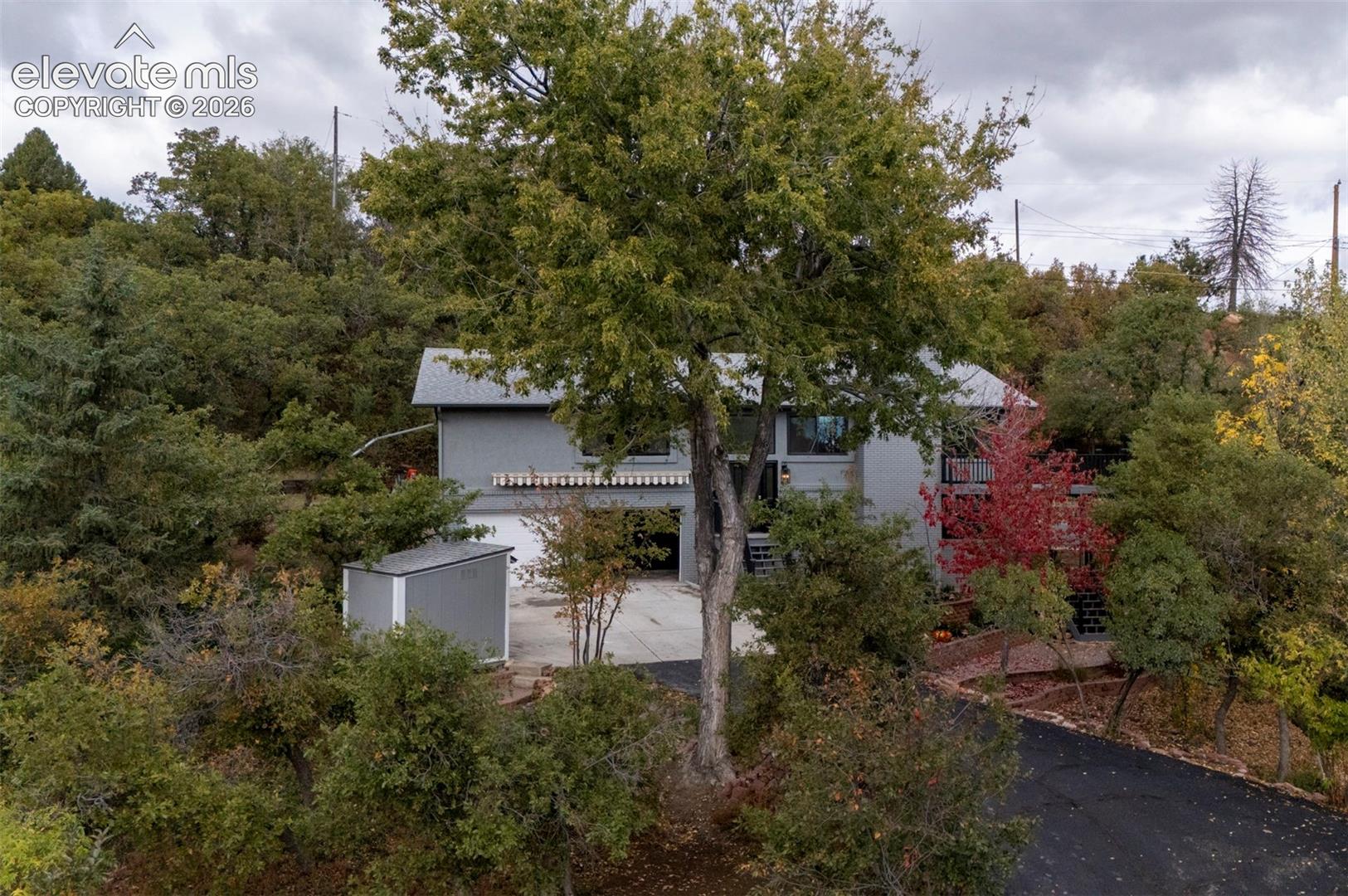 Listing photo 4 for 1018 Zodiac Drive