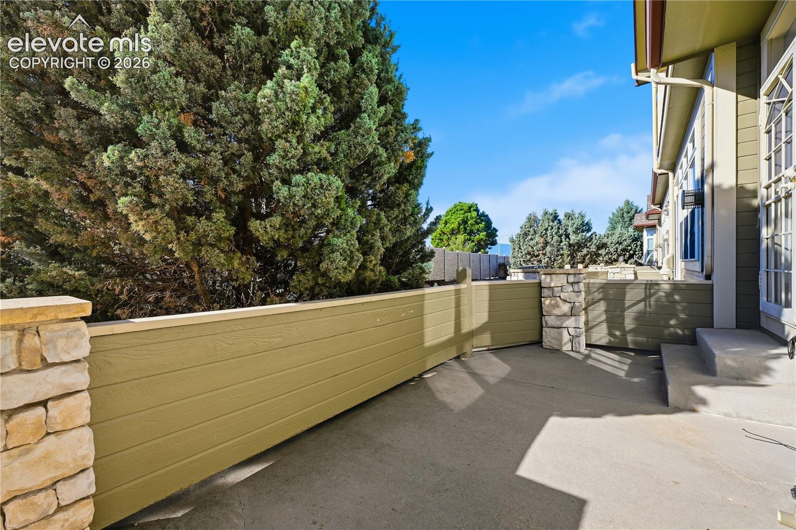 Listing photo 35 for 6639 Range Overlook Heights