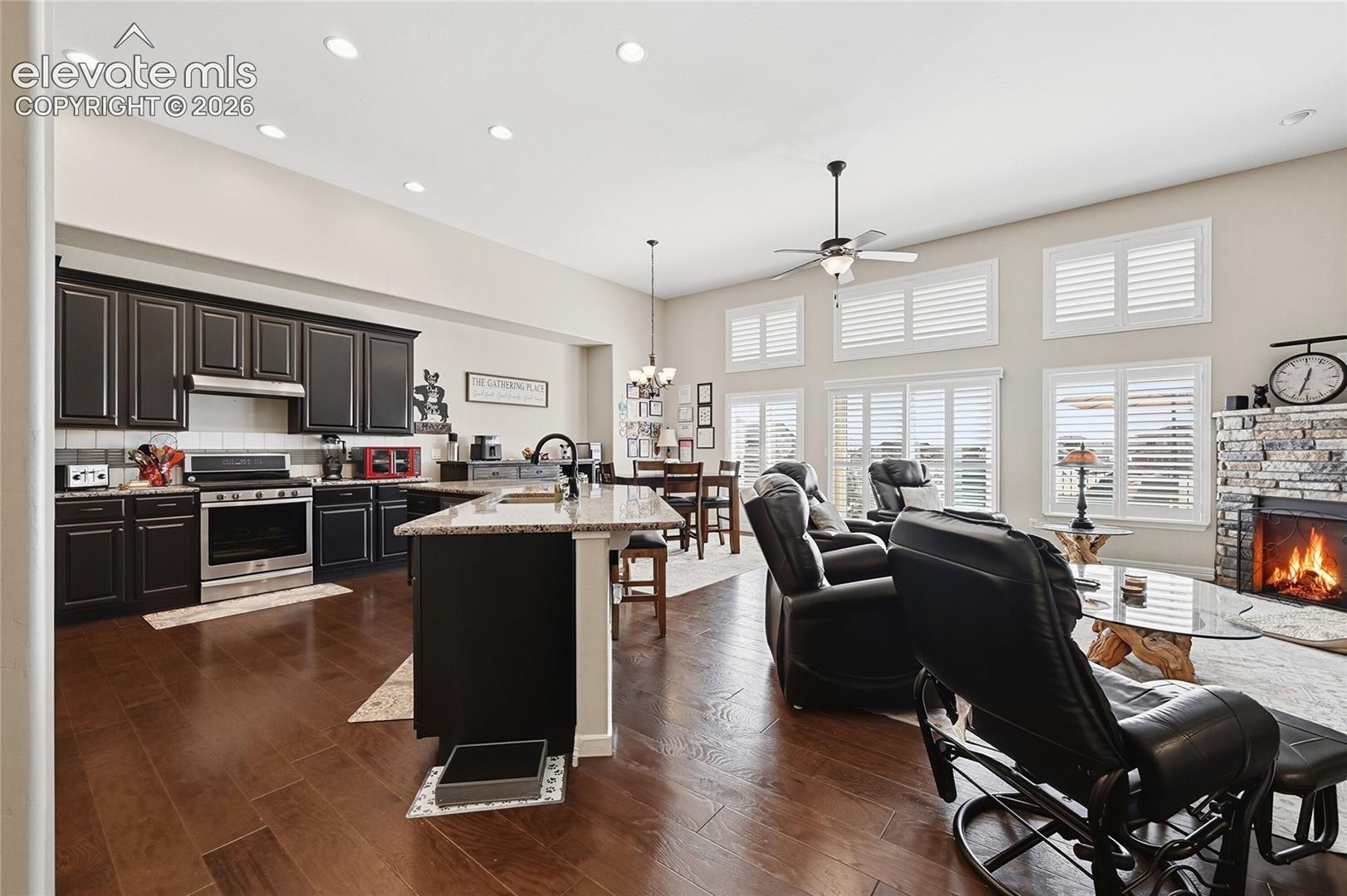 Listing photo 7 for 12611 Longview Park Lane