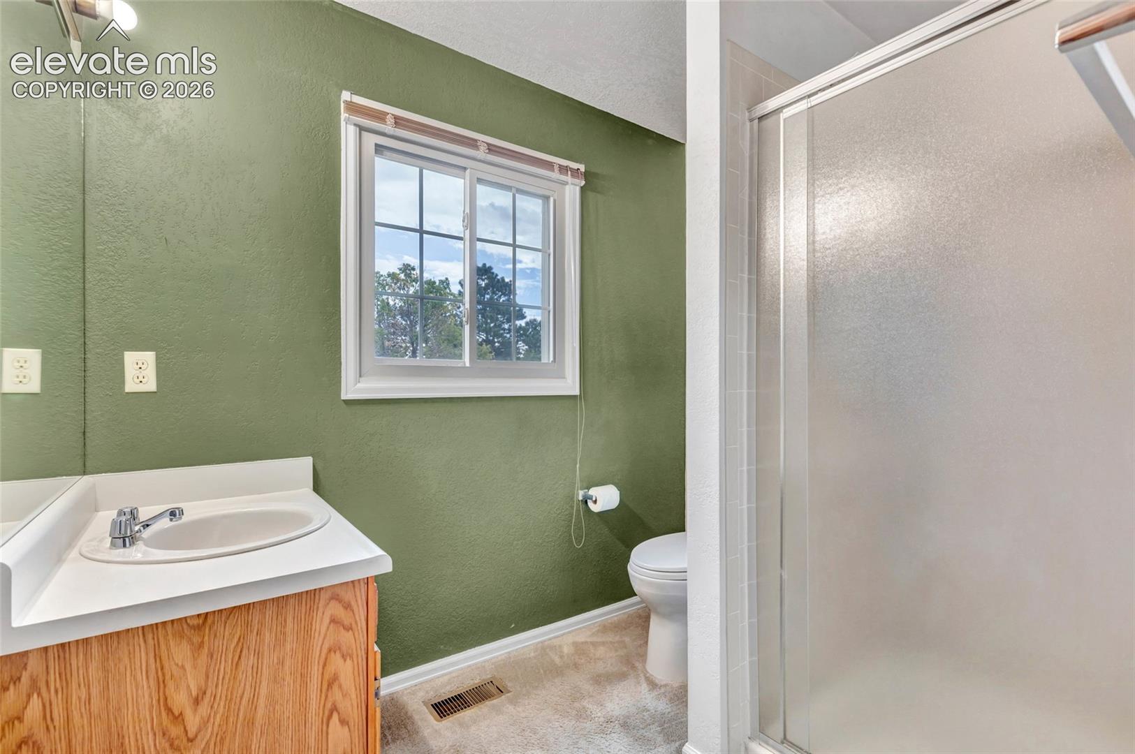 Listing photo 11 for 1405 Vondelpark Drive