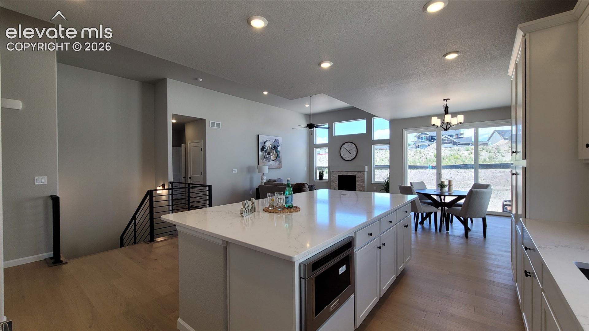 Listing photo 11 for 6532 Miro Lane