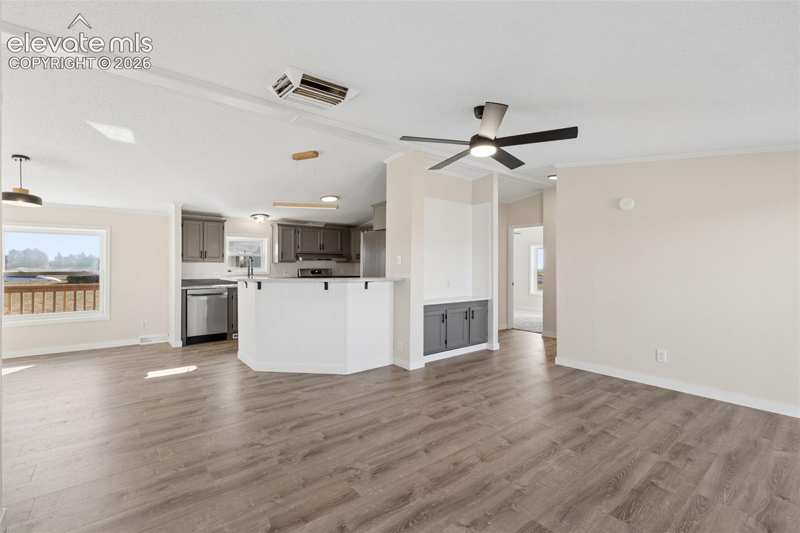 Listing photo 12 for 5510 Whipshaw Road