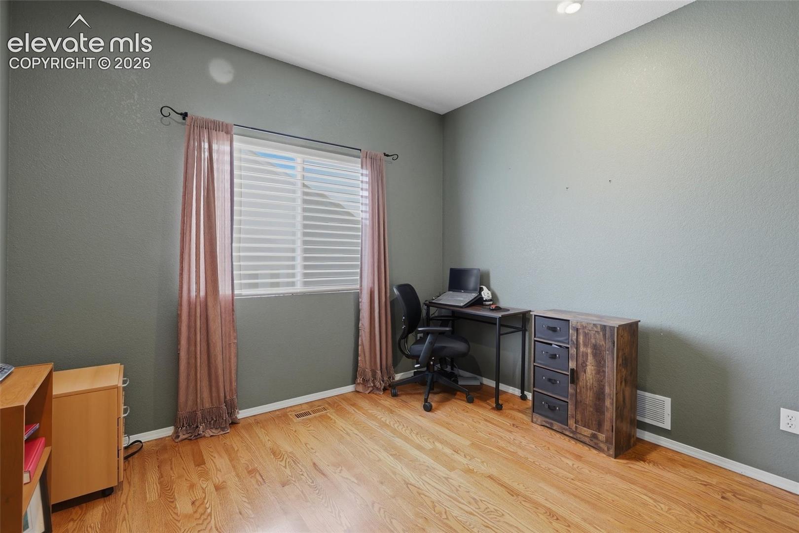 1353 Lookout Springs Drive, photo 22