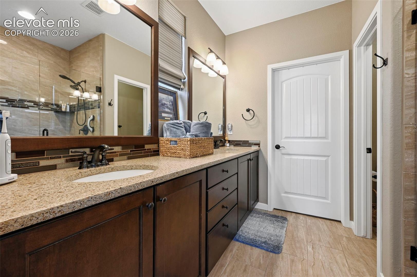Listing photo 22 for 2032 Ruffino Drive