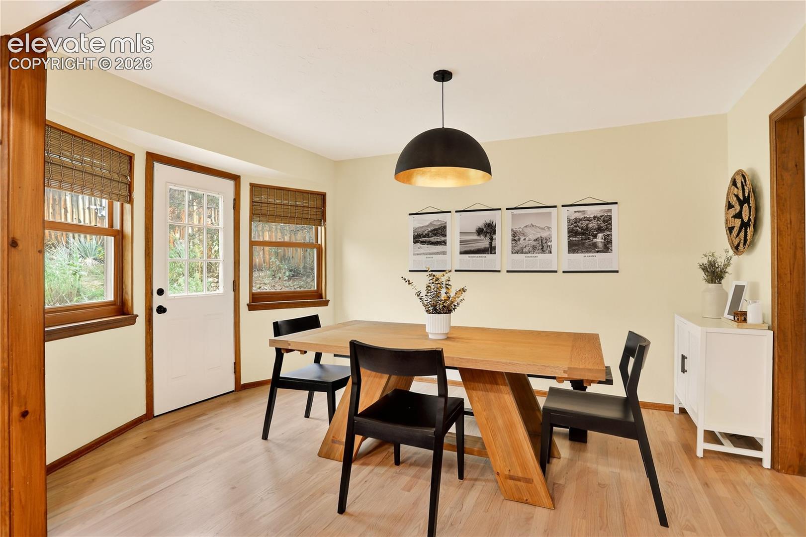 Listing photo 7 for 920 N Grey Eagle Circle