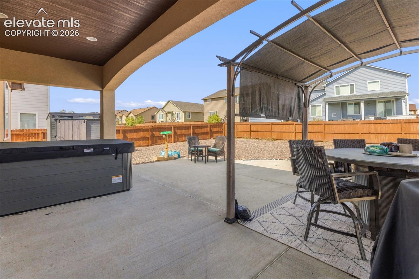 Listing photo 25 for 12792 Longview Park Lane