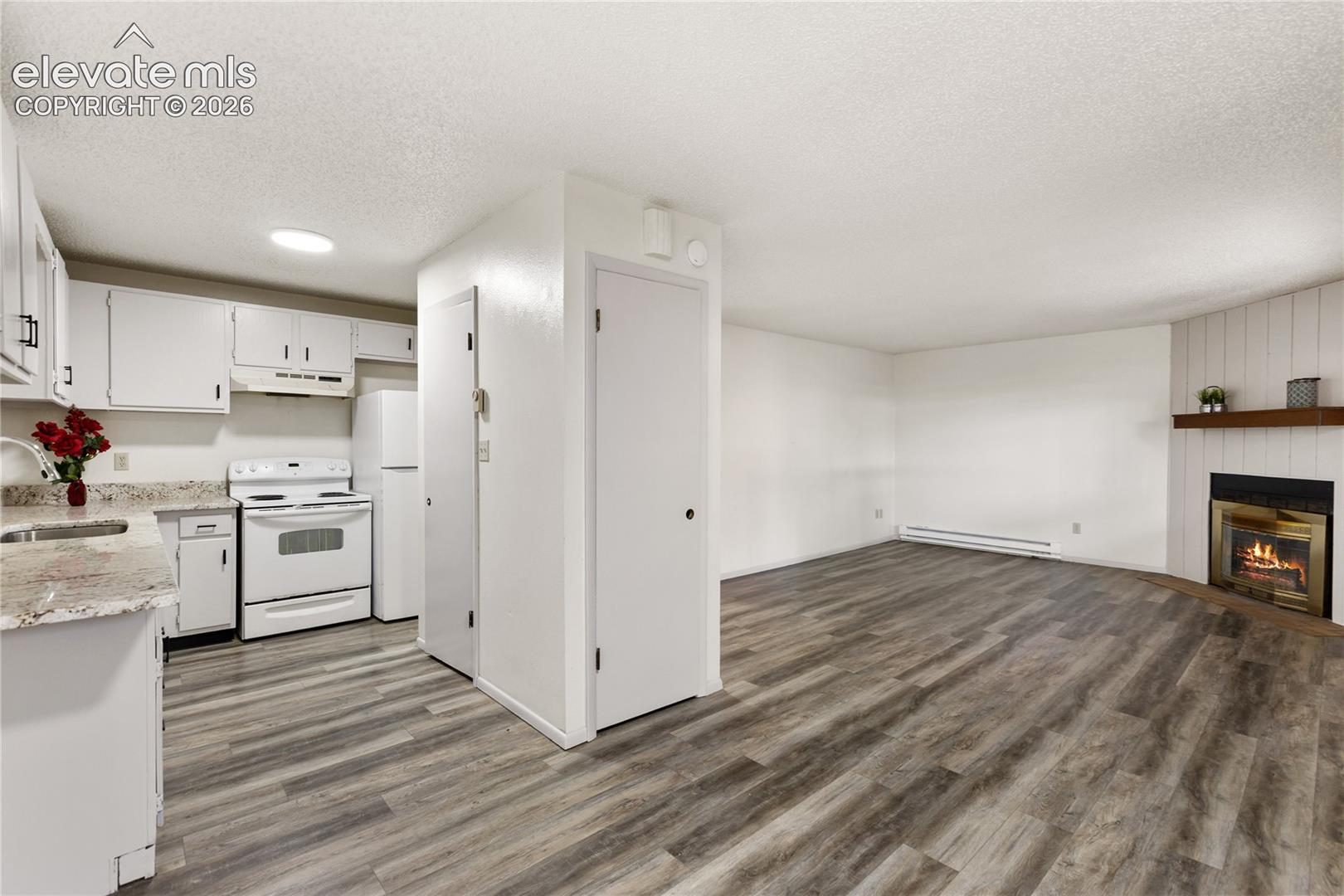 Listing photo 15 for 401 Forest Edge Road A5