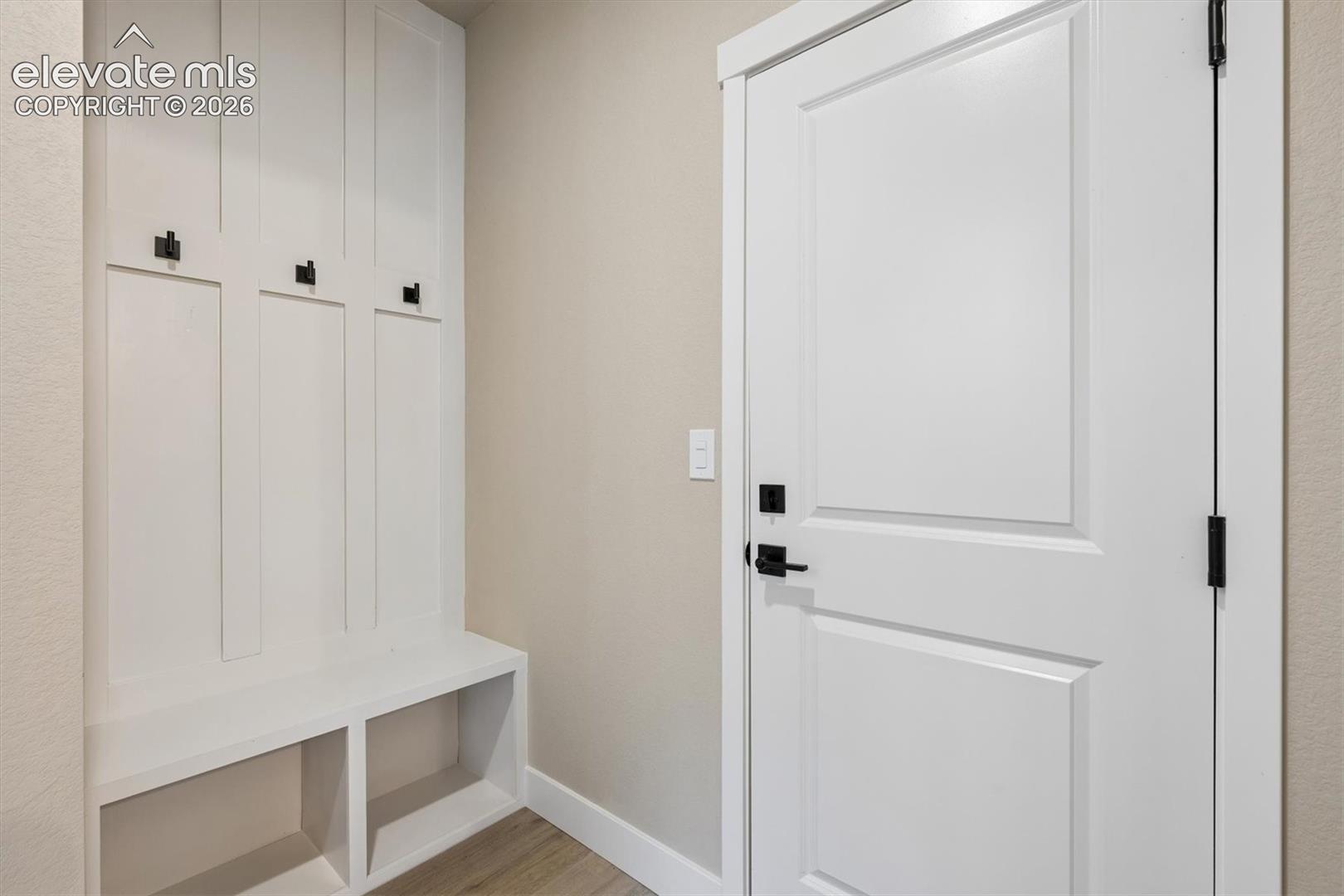 Listing photo 15 for 7931 Grey Bark Way