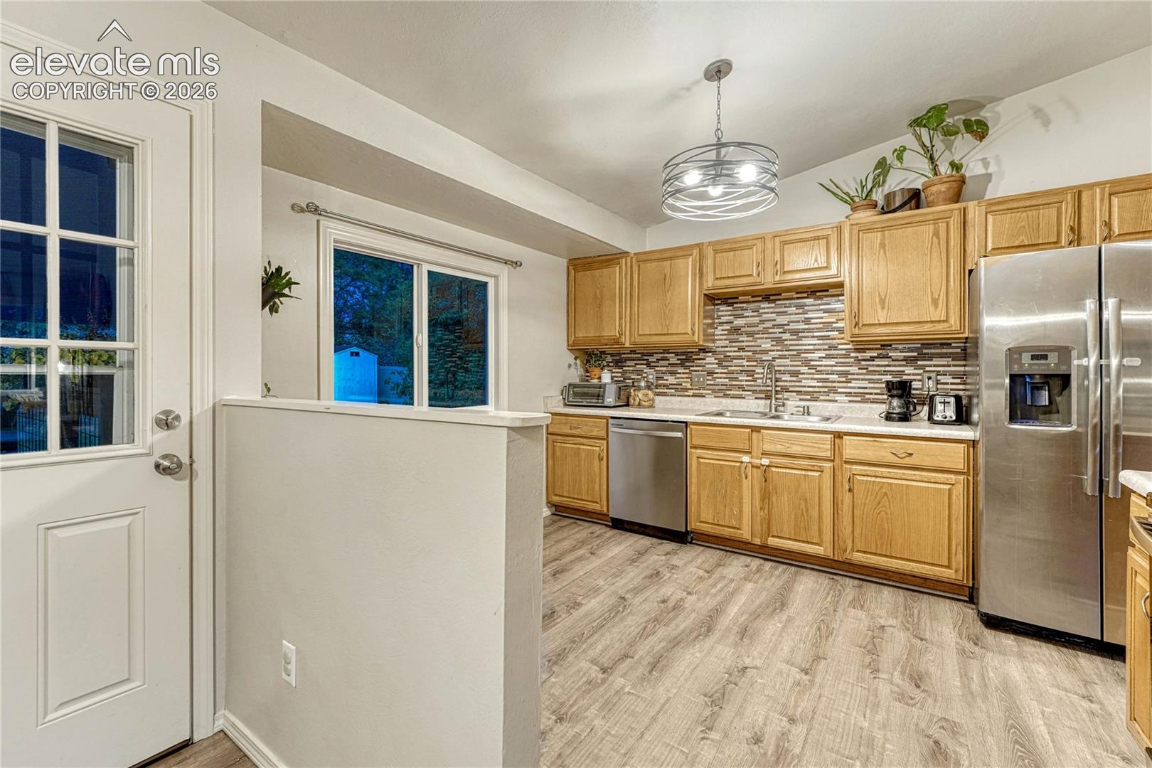 2045 Heathercrest Drive, photo 10