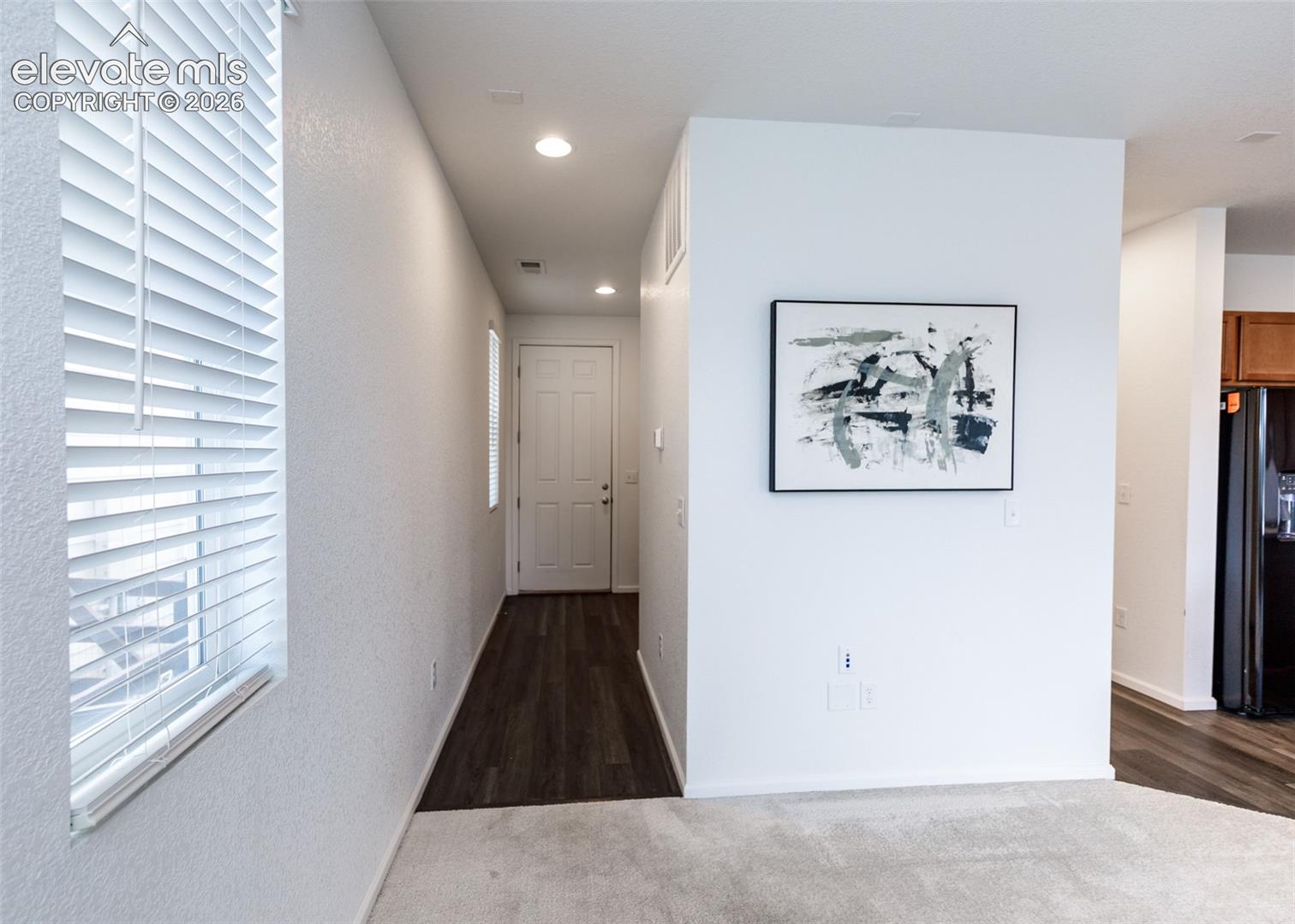 Listing photo 6 for 16462 Mountain Flax Drive