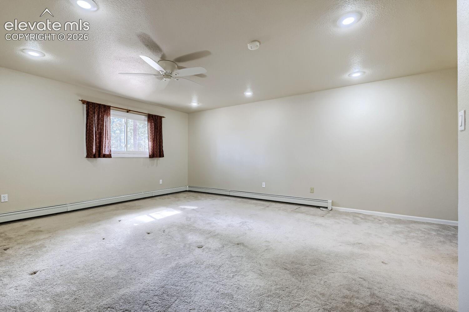 Listing photo 17 for 12295 Domino Way
