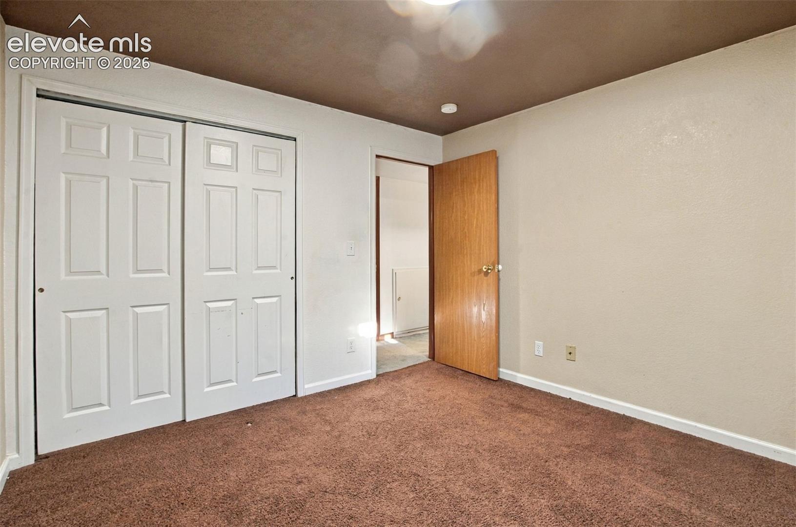 Listing photo 25 for 1040 Red Brooke Drive
