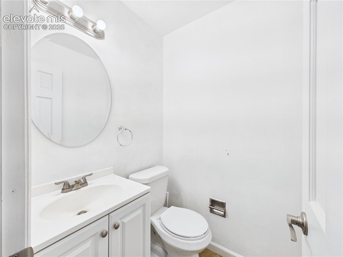 Listing photo 23 for 1945 Mineola Street