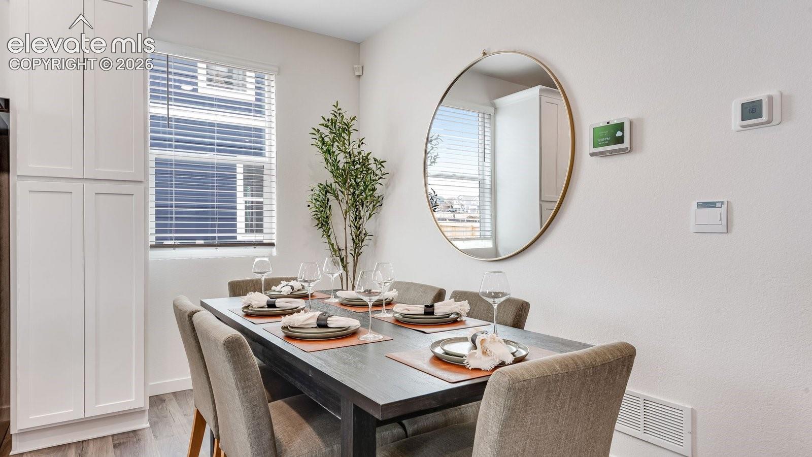 Listing photo 8 for 3675 Glenna Place