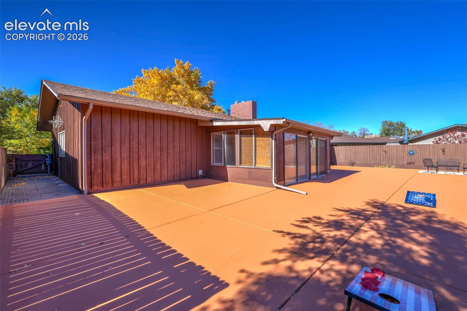 Listing photo 34 for 223 Crystal Hills Boulevard