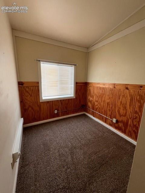 Listing photo 20 for 217 W Masonic Avenue