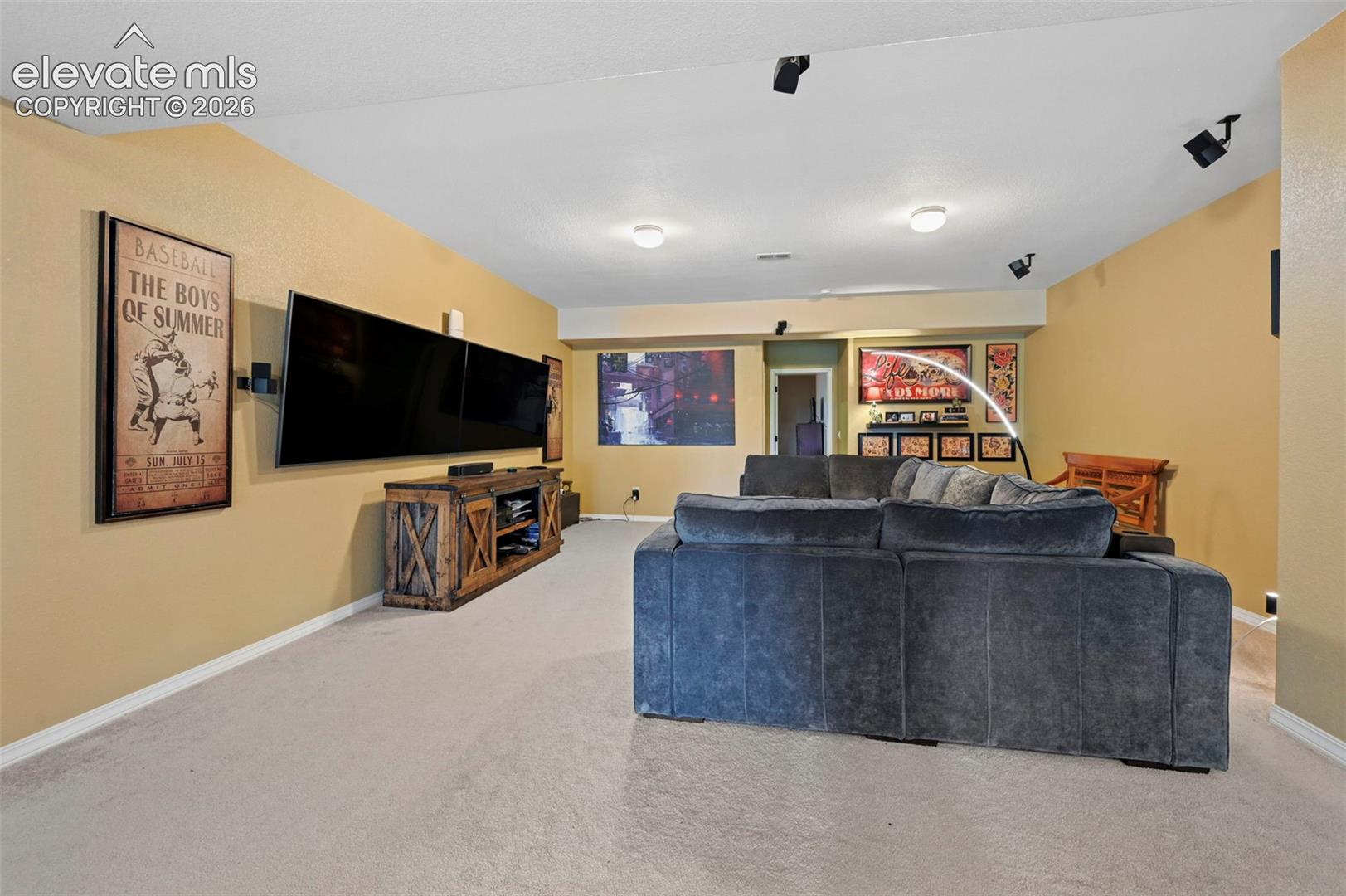 Listing photo 22 for 1702 Painter Drive
