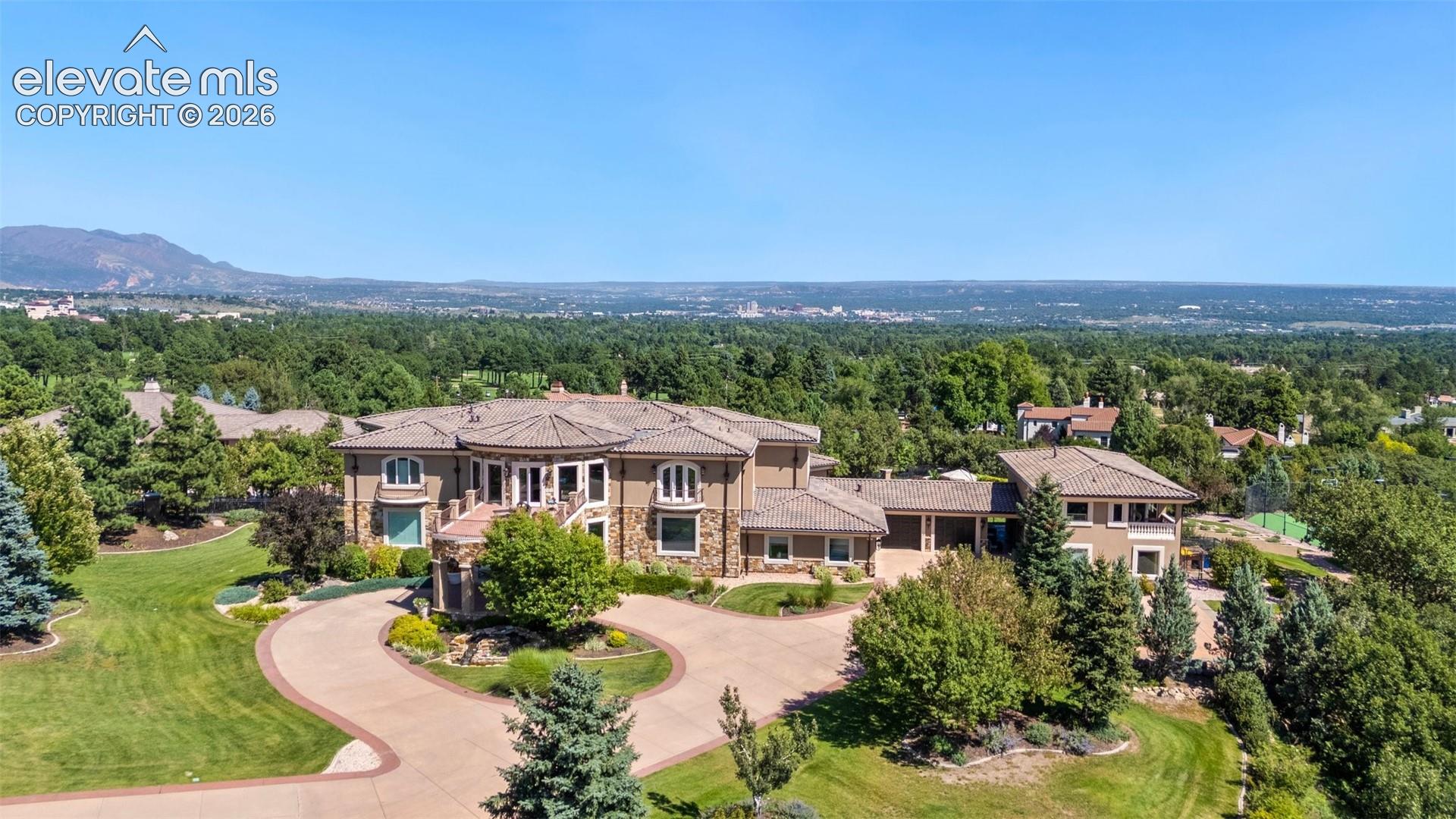 3870 Club Drive