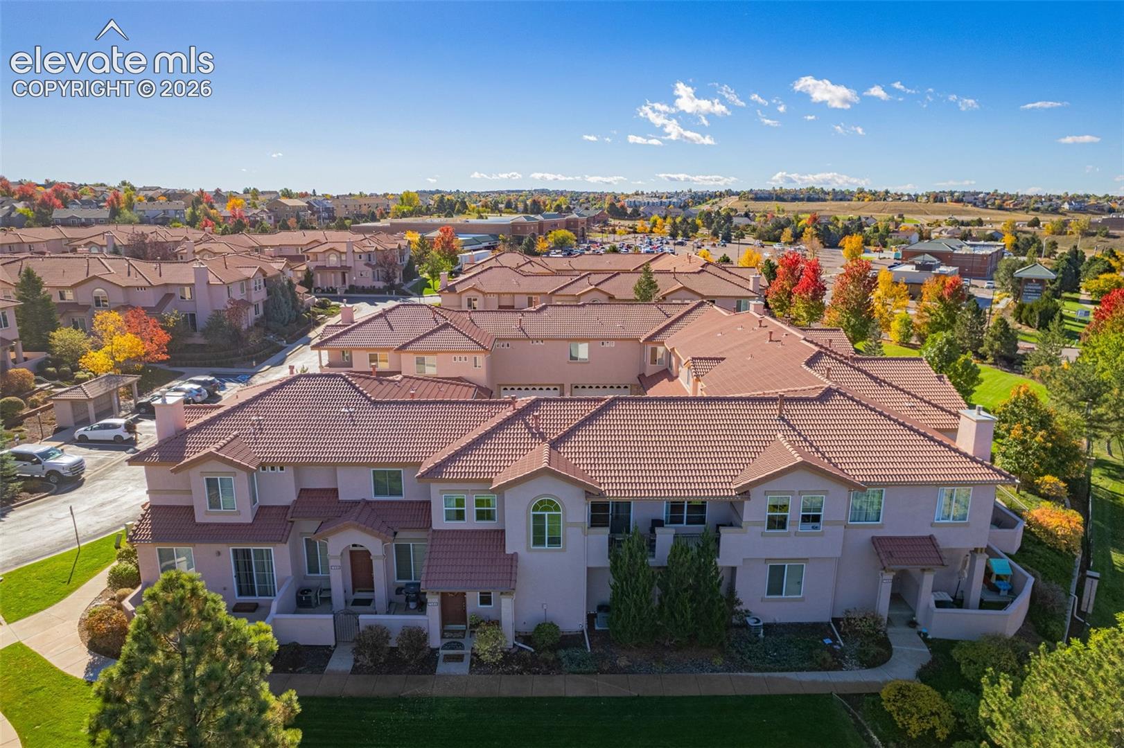 Listing photo 2 for 7086 Sand Crest View