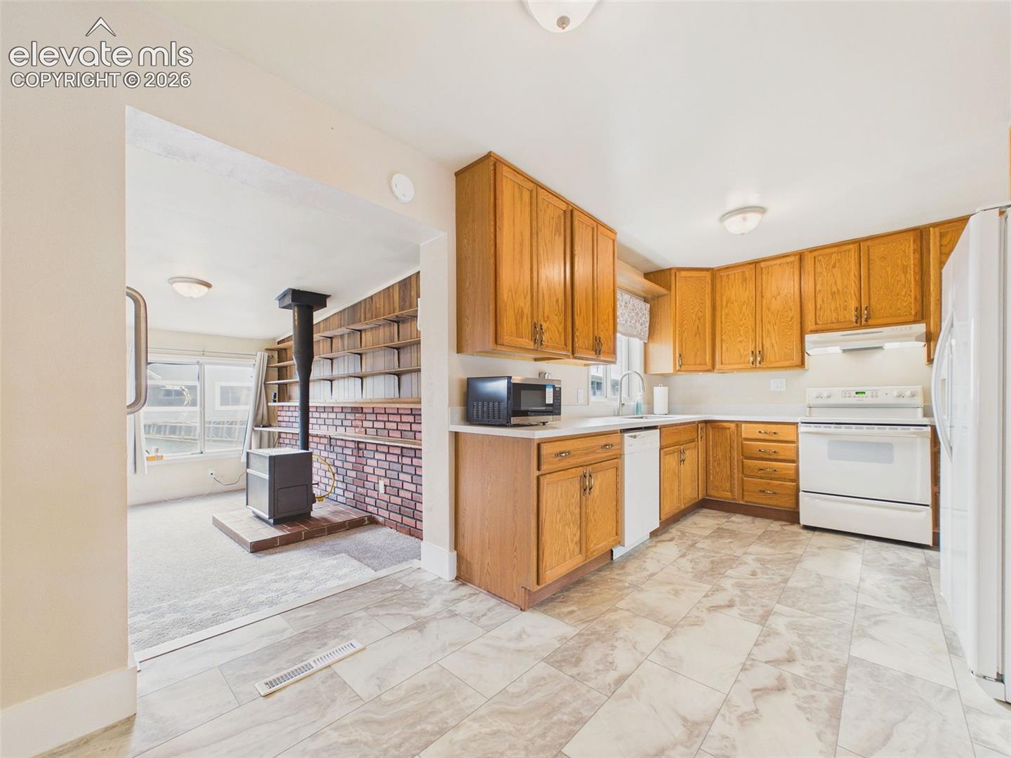Listing photo 17 for 103 Grand Boulevard