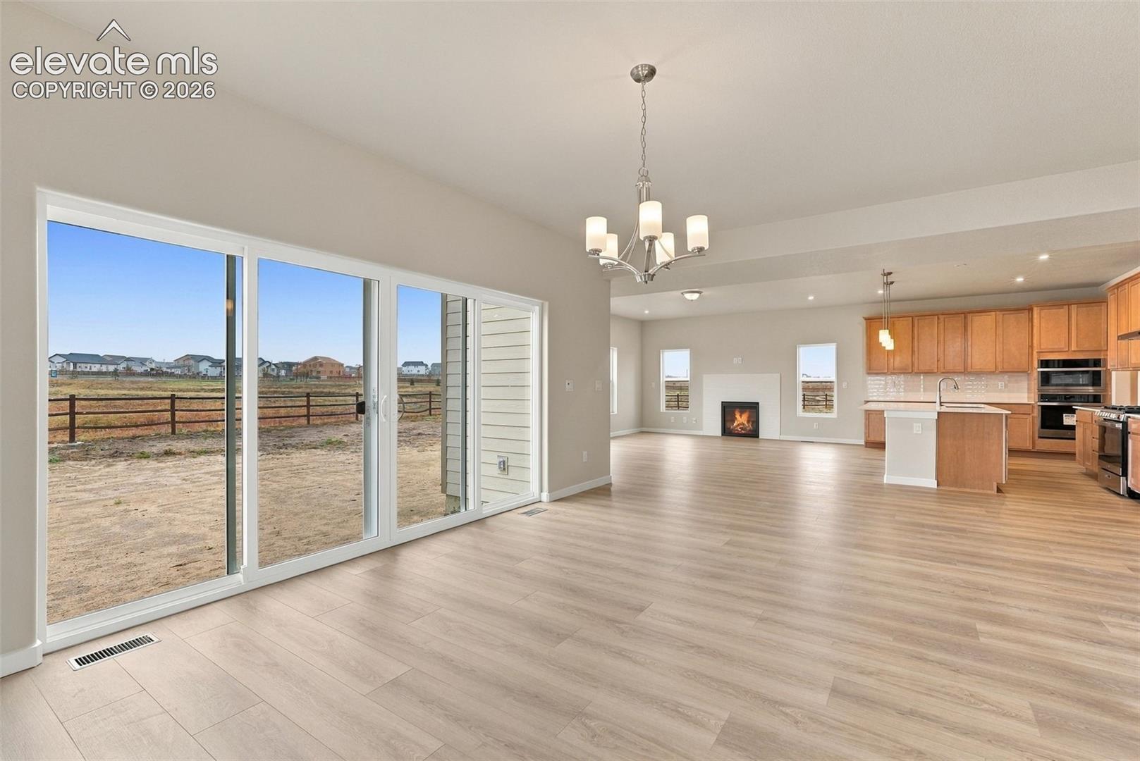 Listing photo 11 for 13586 Crooked Hill Drive