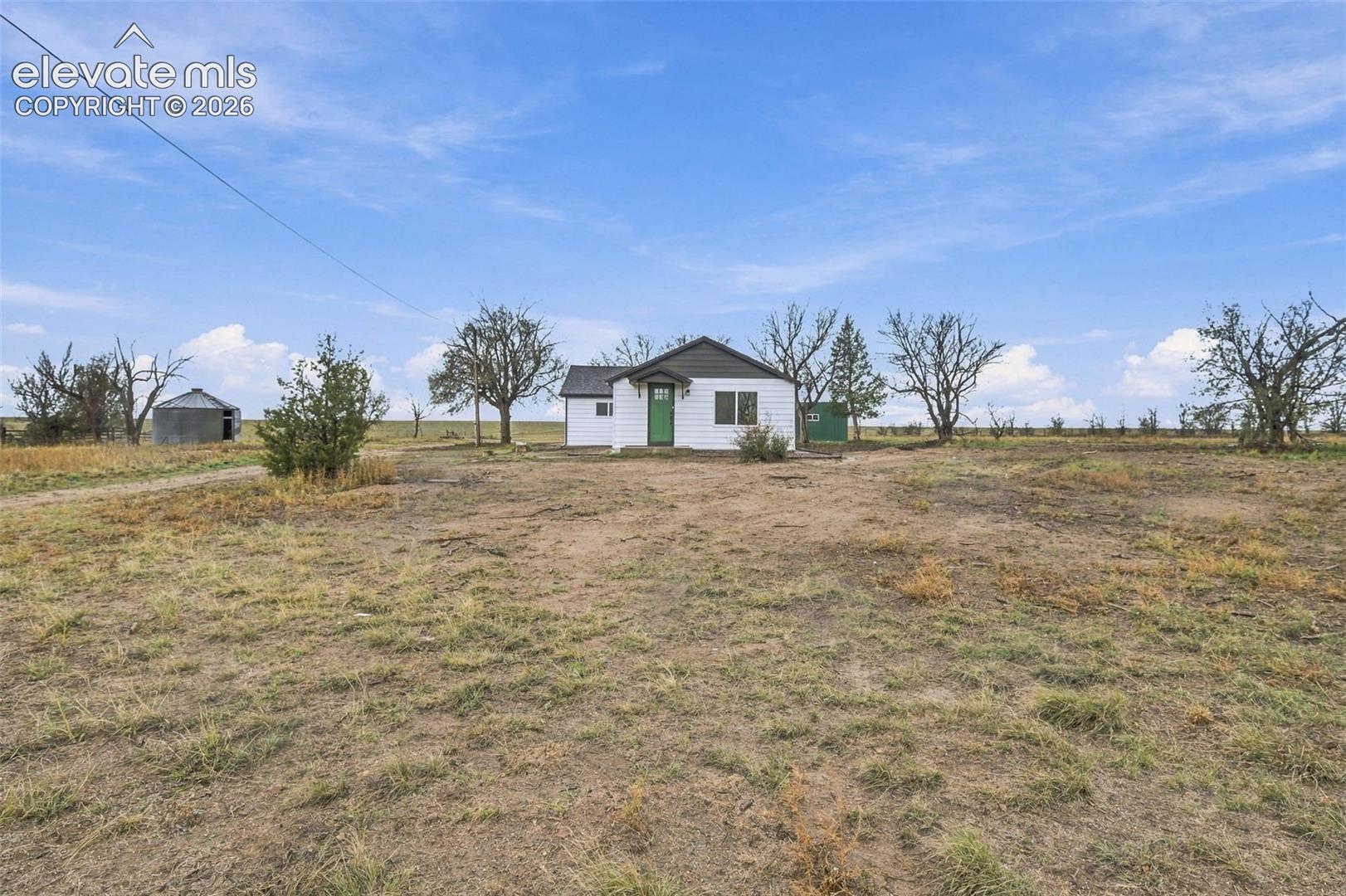 Listing photo 32 for 10672 Boone Road