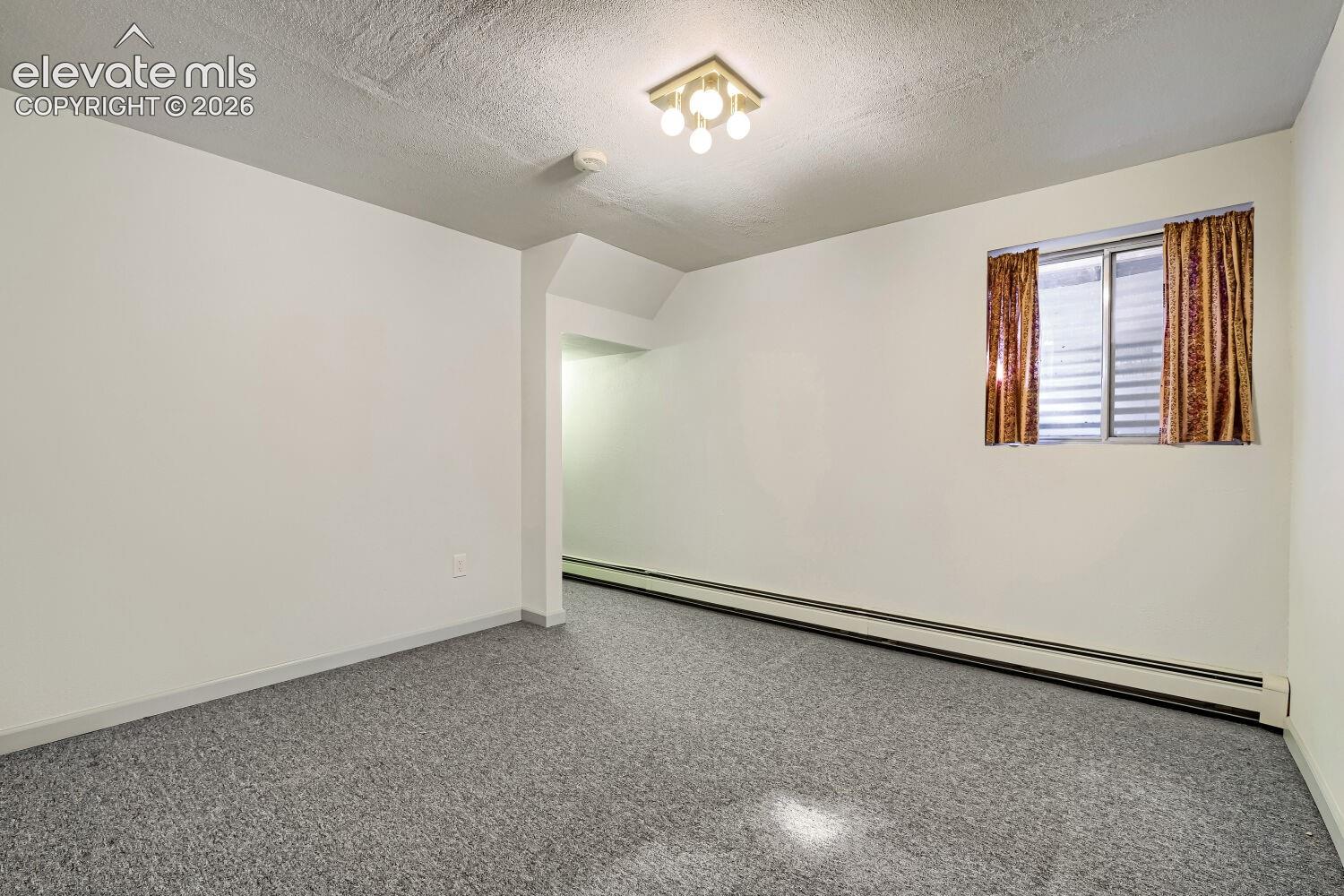 Listing photo 31 for 12295 Domino Way