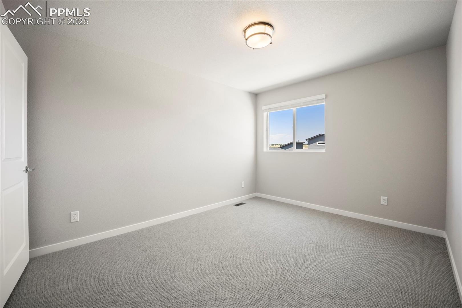 9258 Kurie Mine Lane, photo 35