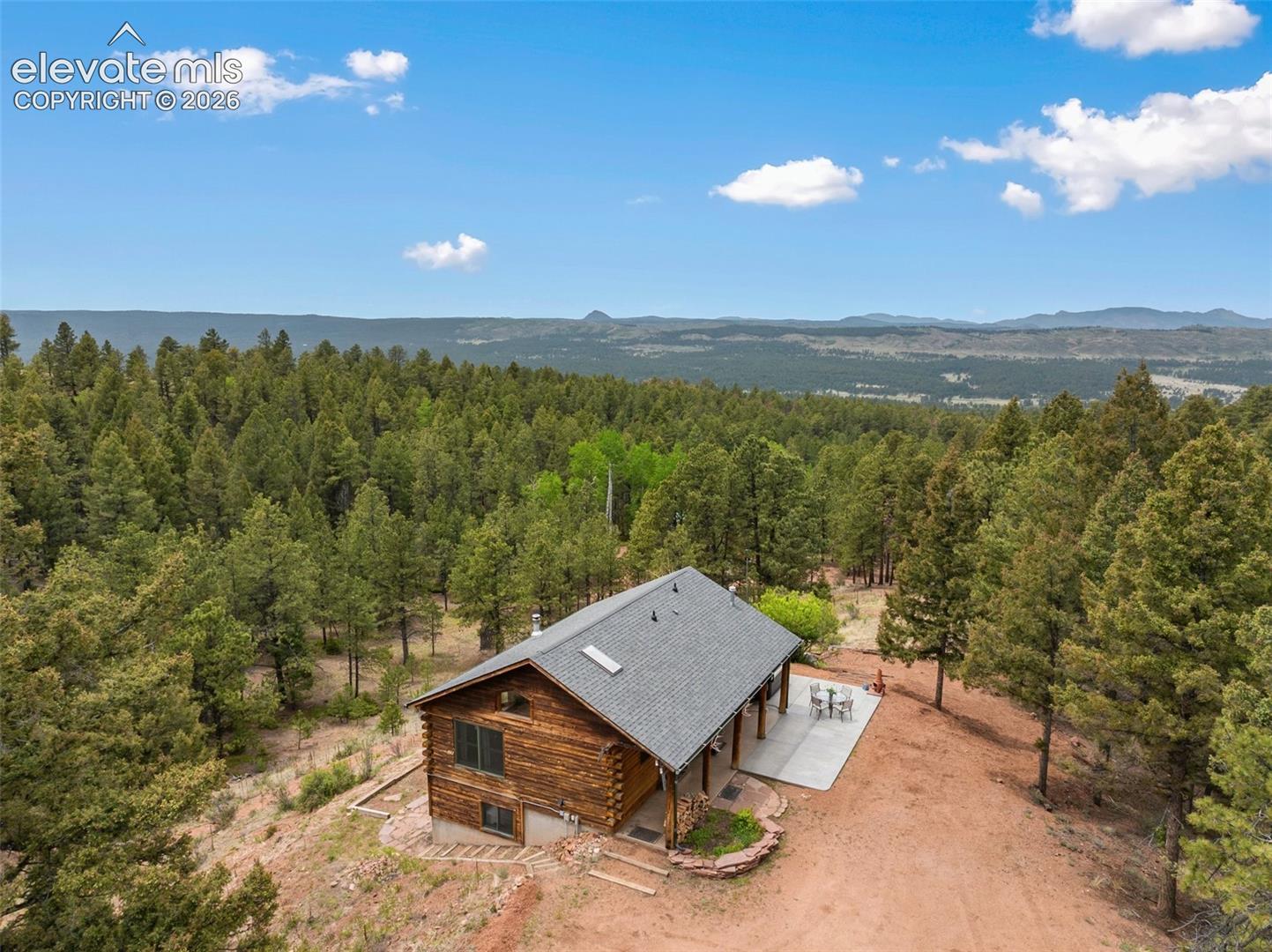 Listing photo 47 for 918 Douglas Fir Drive