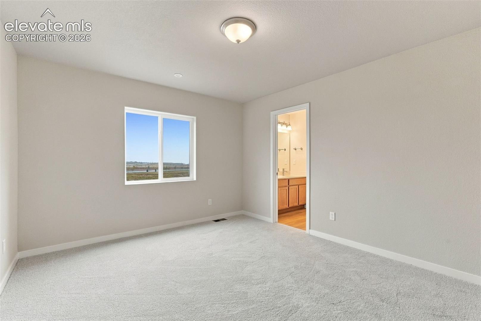 Listing photo 35 for 13586 Crooked Hill Drive