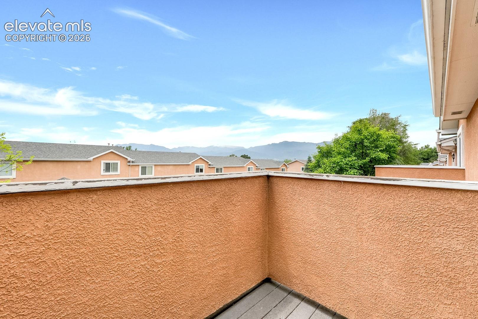 2280 La Salle Street, photo 16