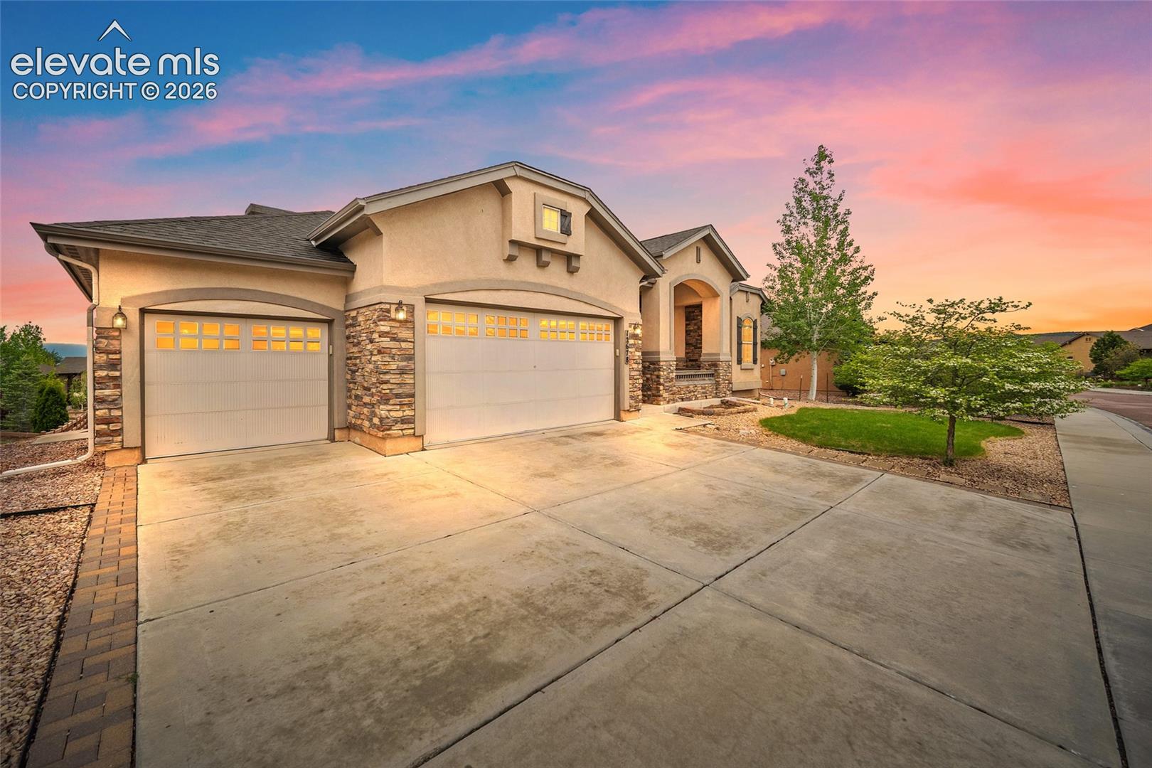 Listing photo 3 for 12678 Barossa Valley Road