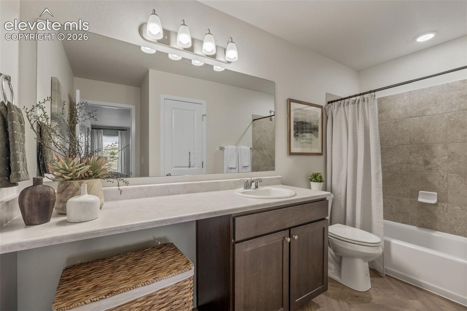 Listing photo 23 for 4912 Havenward View