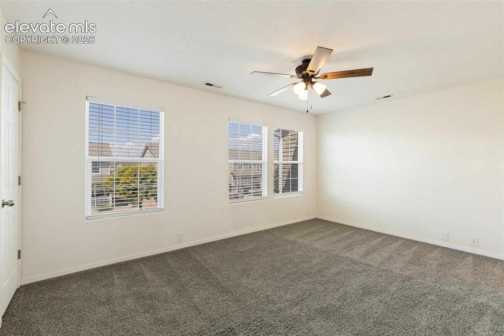 Listing photo 20 for 7350 Countryside Grove