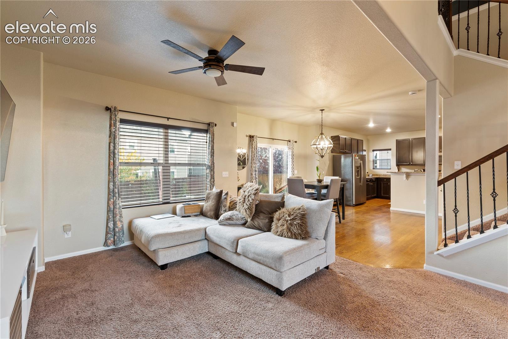 Listing photo 6 for 7886 Wagonwood Place