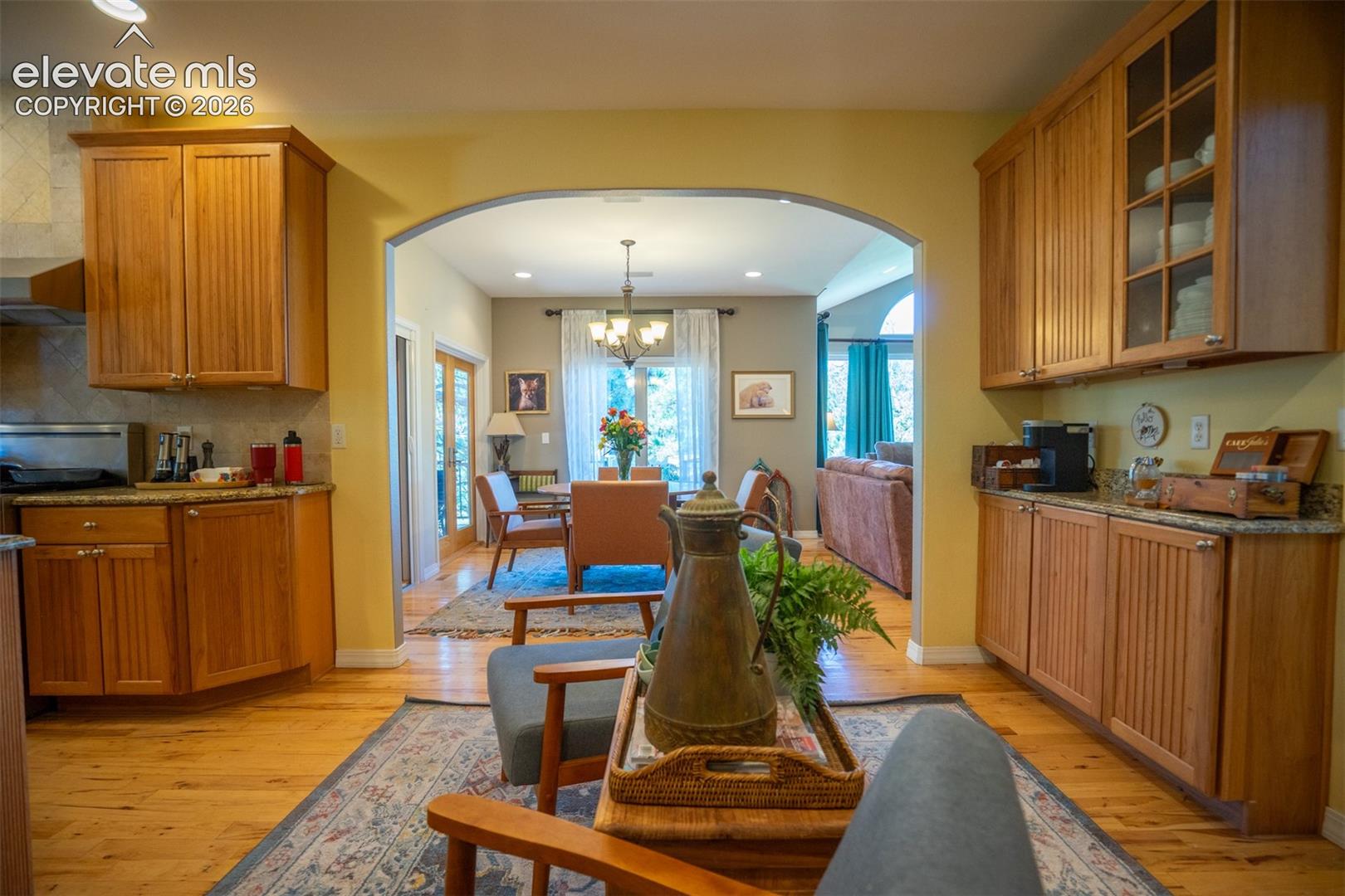 Listing photo 13 for 11148 Shaugnessy Road