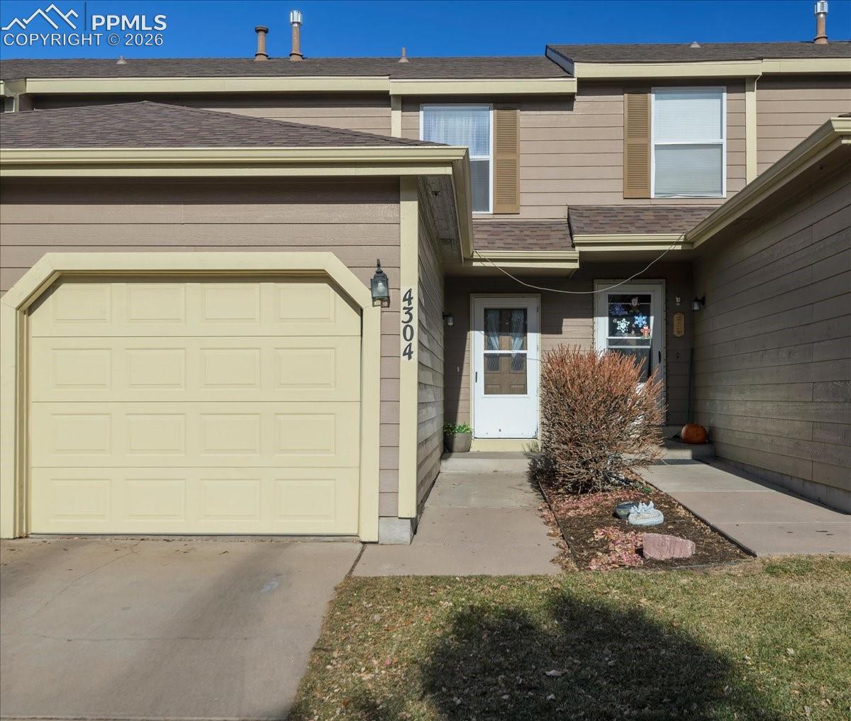 4304 Hunting Meadows Circle