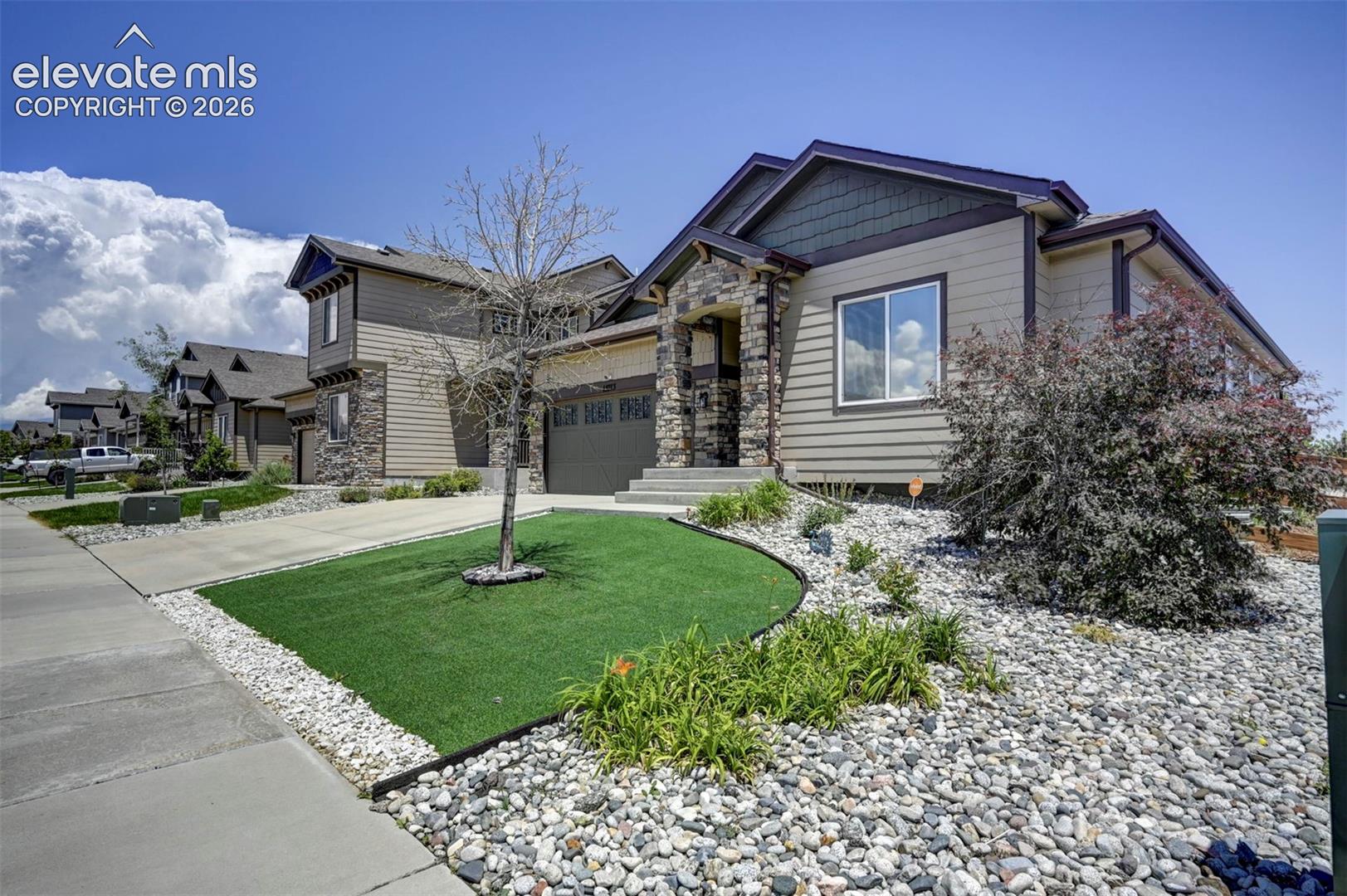 Listing photo 6 for 13713 Park Meadows Drive