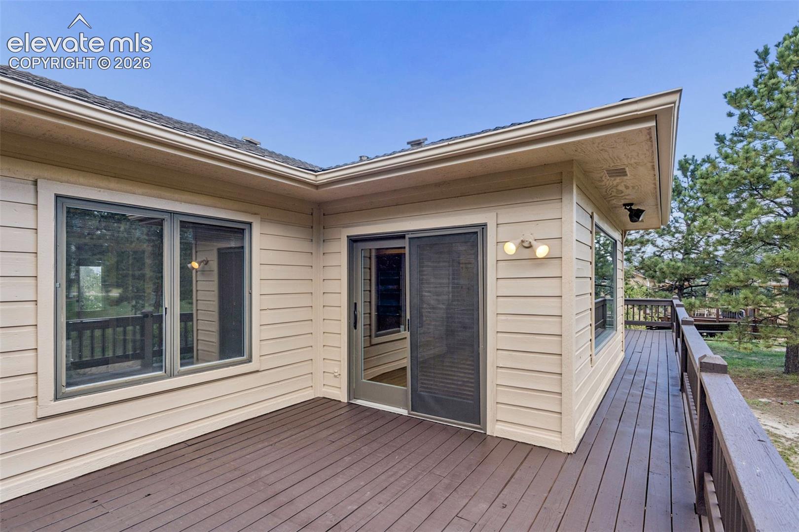 Listing photo 44 for 19975 Doewood Drive