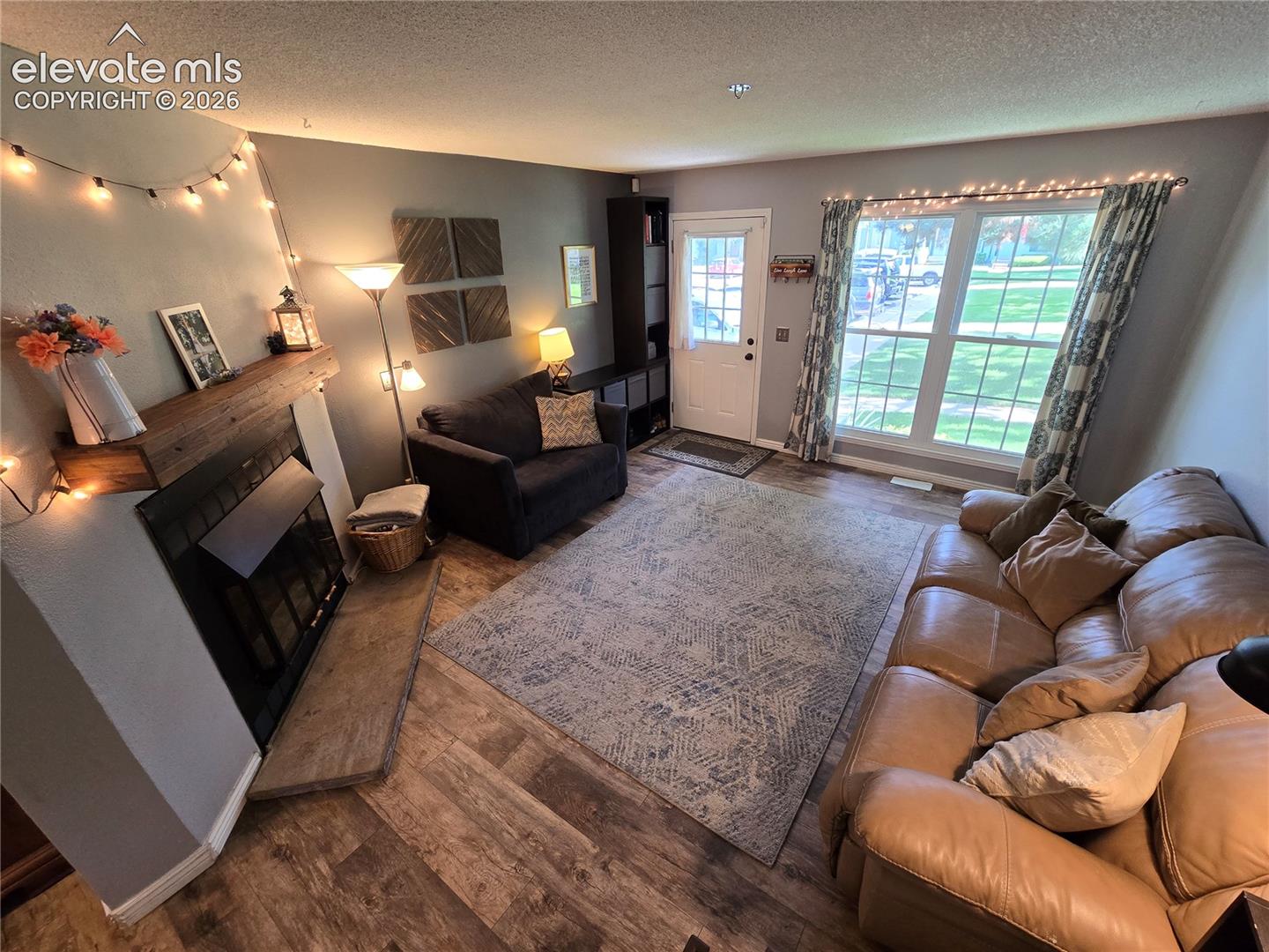 14232 Hawaii Circle, photo 9